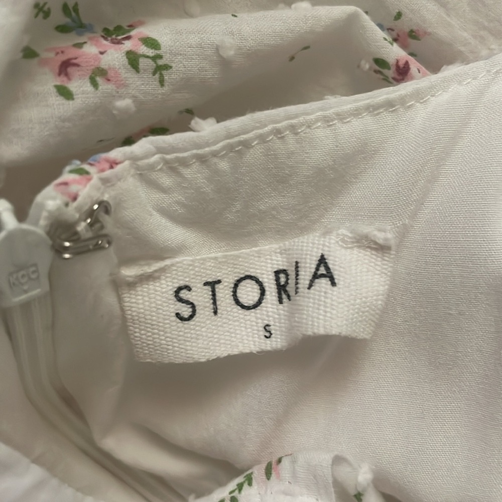 Storia White Floral Midi Dress - Picture 8 of 9